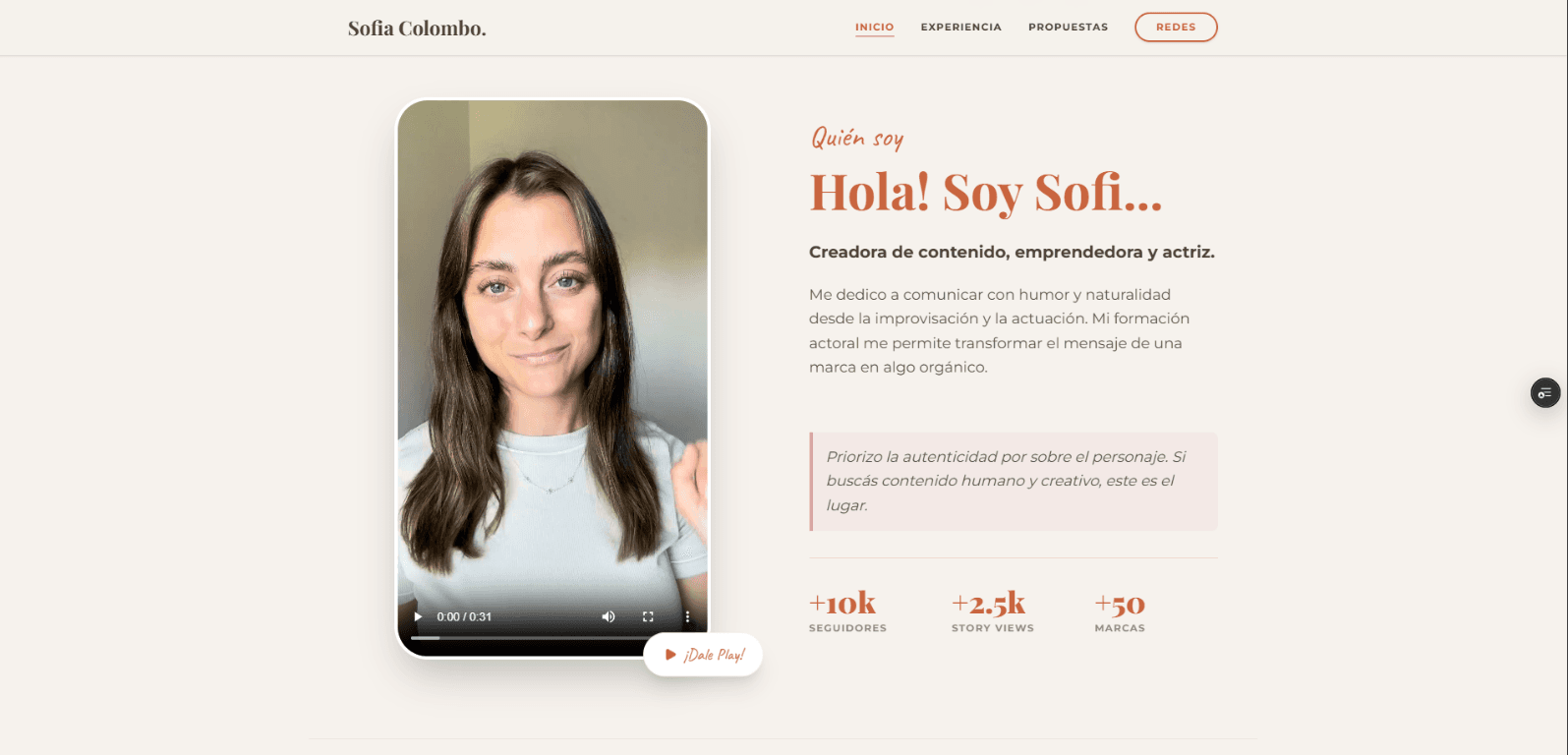 Sección de perfil y video del sitio de Sofia Colombo